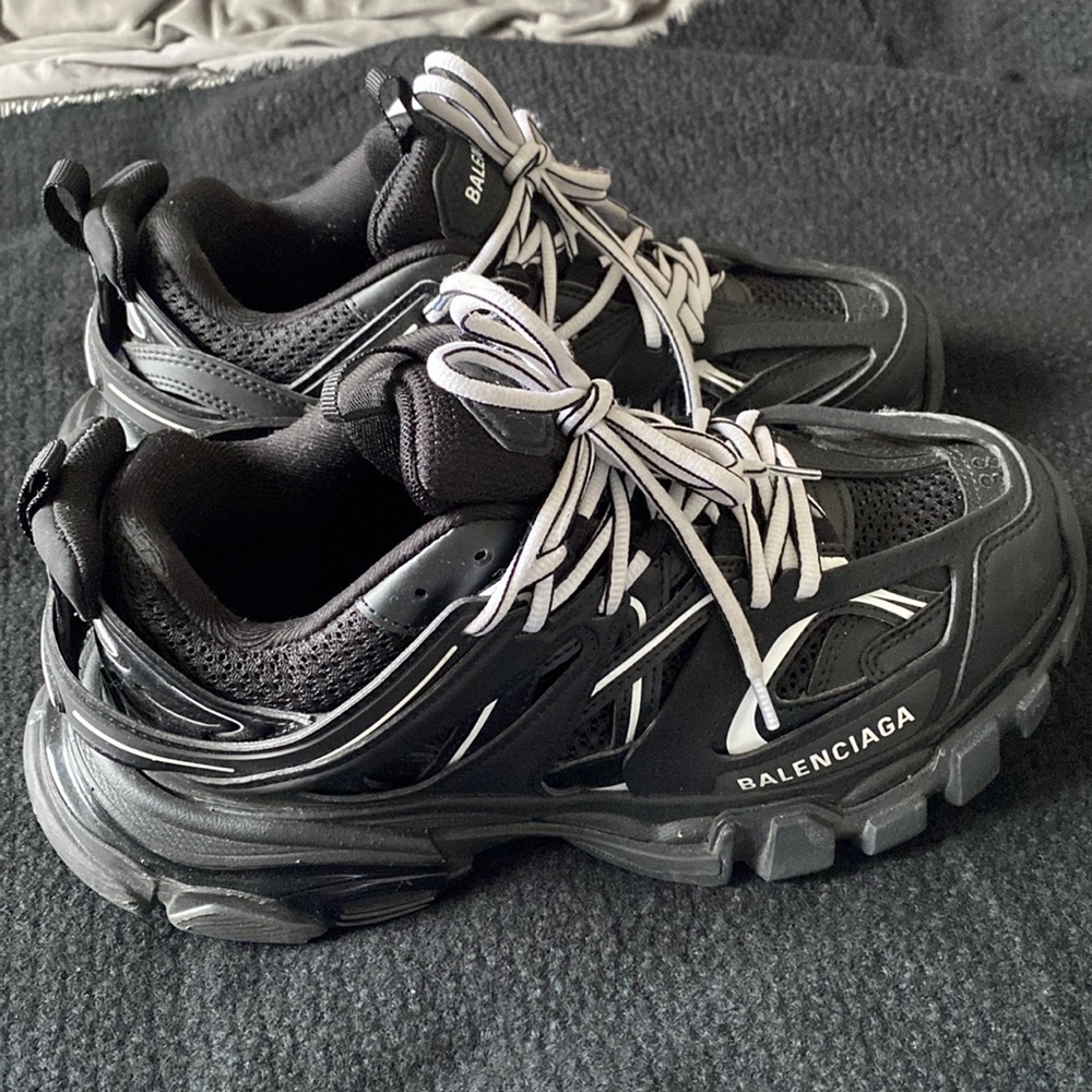 Balenciagas sneakers